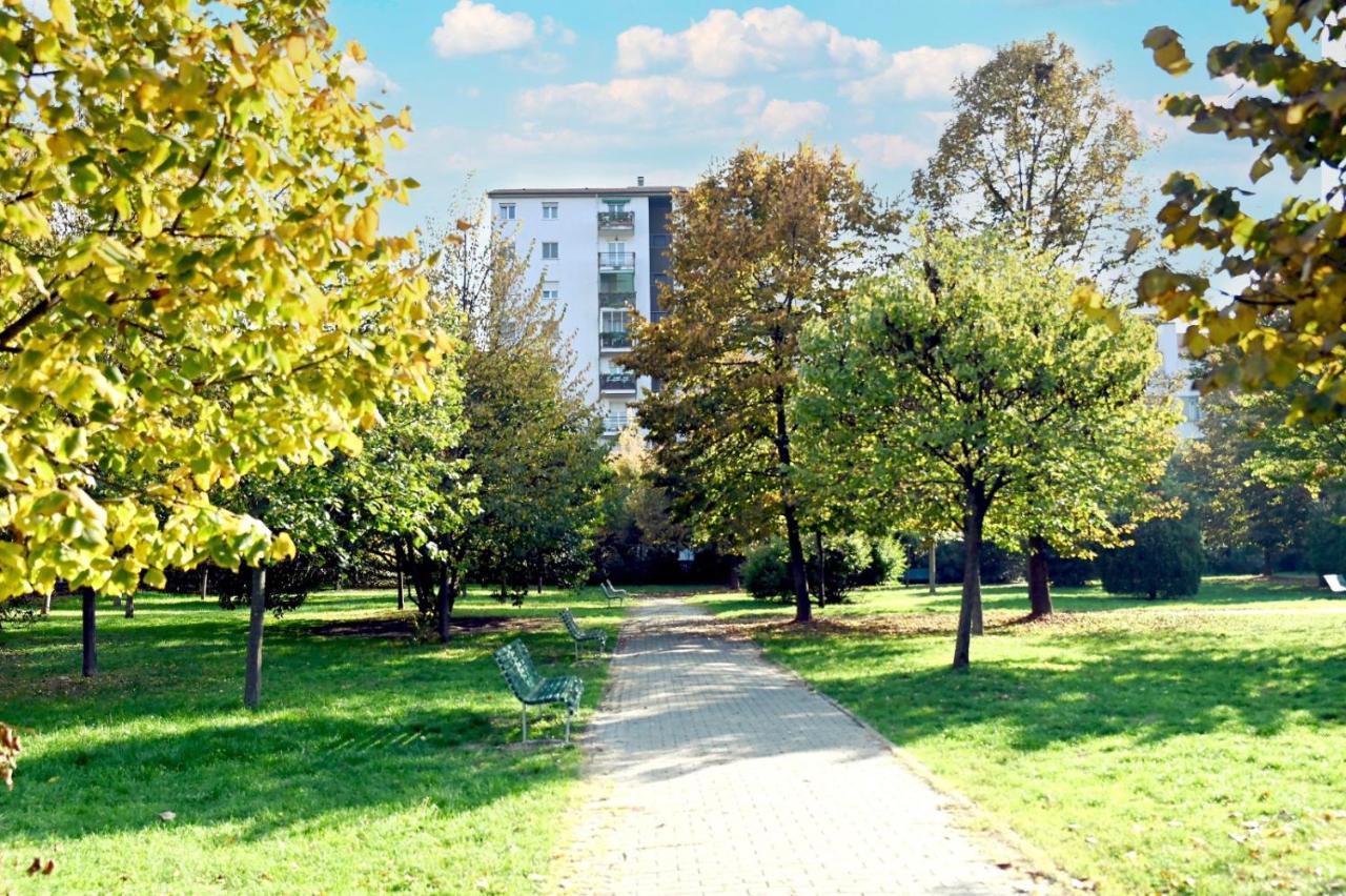 Lucca 22 Hotel Milaan Buitenkant foto